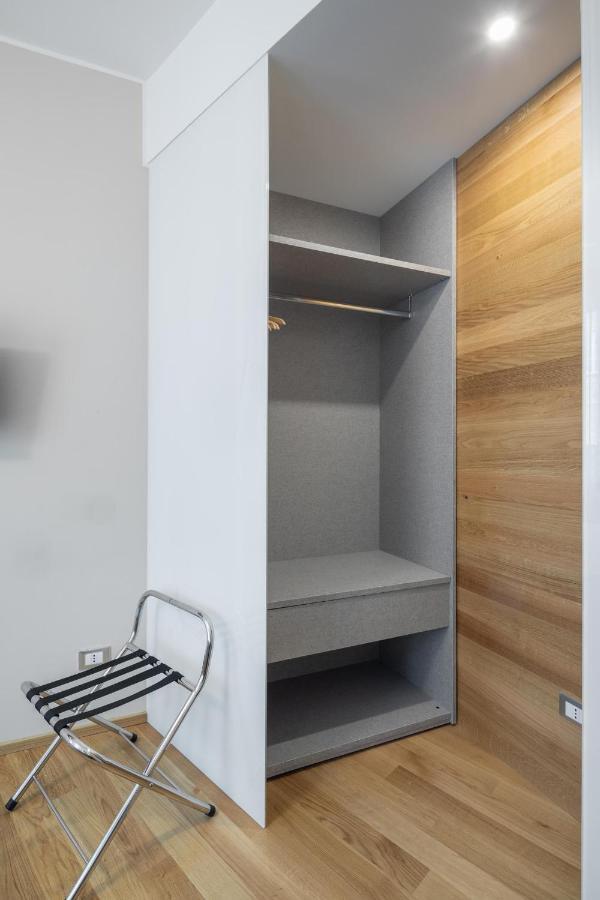 30Cavour Luxury Suites Pavia Buitenkant foto