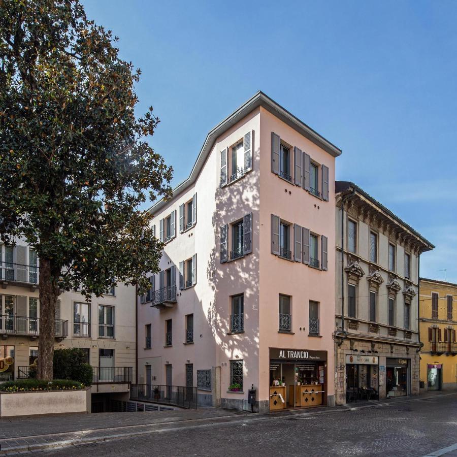 30Cavour Luxury Suites Pavia Buitenkant foto